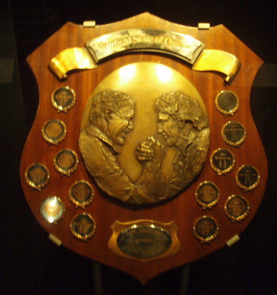 This is the first State of Origin shield depicting Queensland's Wally Lewis and New South Wales' Bent Kenny